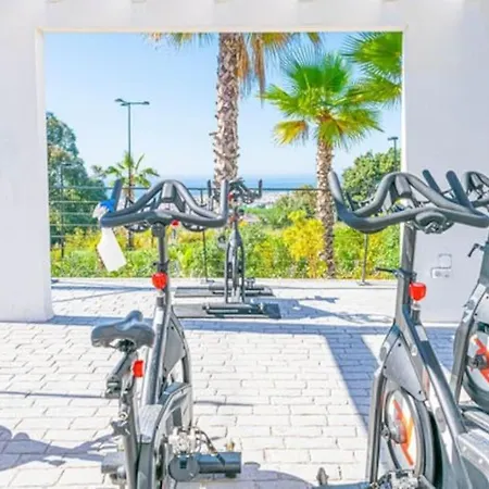 Apartment Prime Location At Popular Mirador Hills!