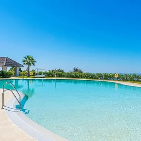 Apartment Prime Location At Popular Mirador Hills!